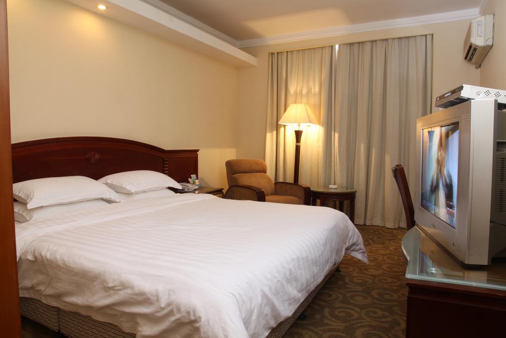 Zhenxing Hotel Shenzhen Exterior photo