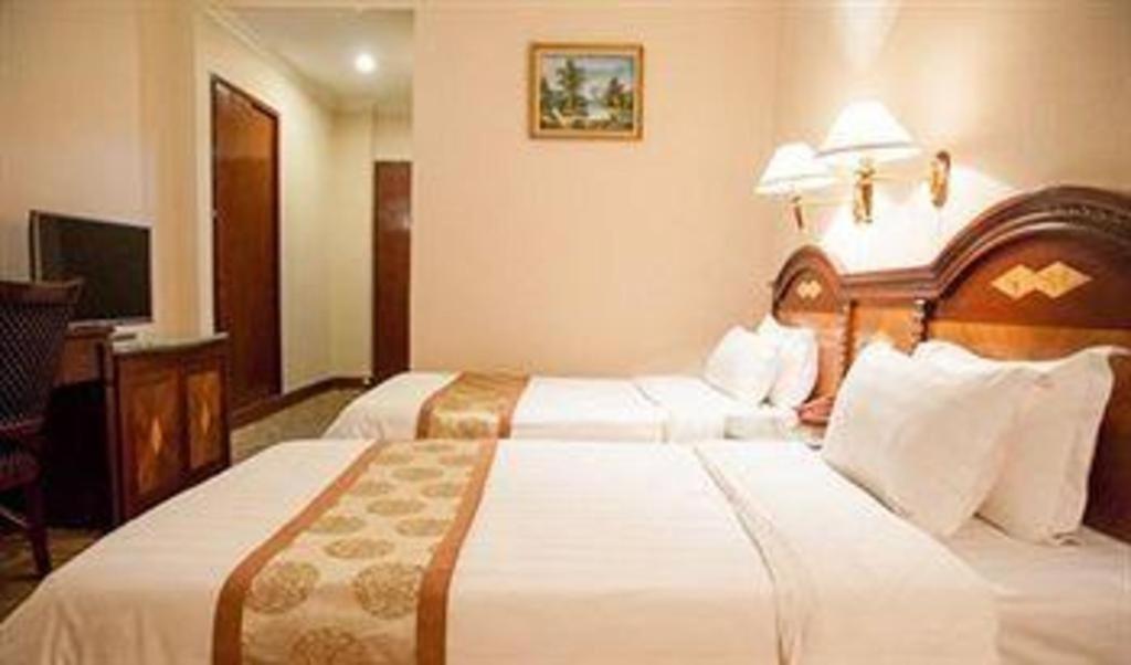 Zhenxing Hotel Shenzhen Exterior photo